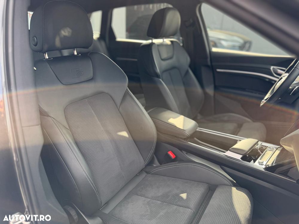 Audi e-tron - 21