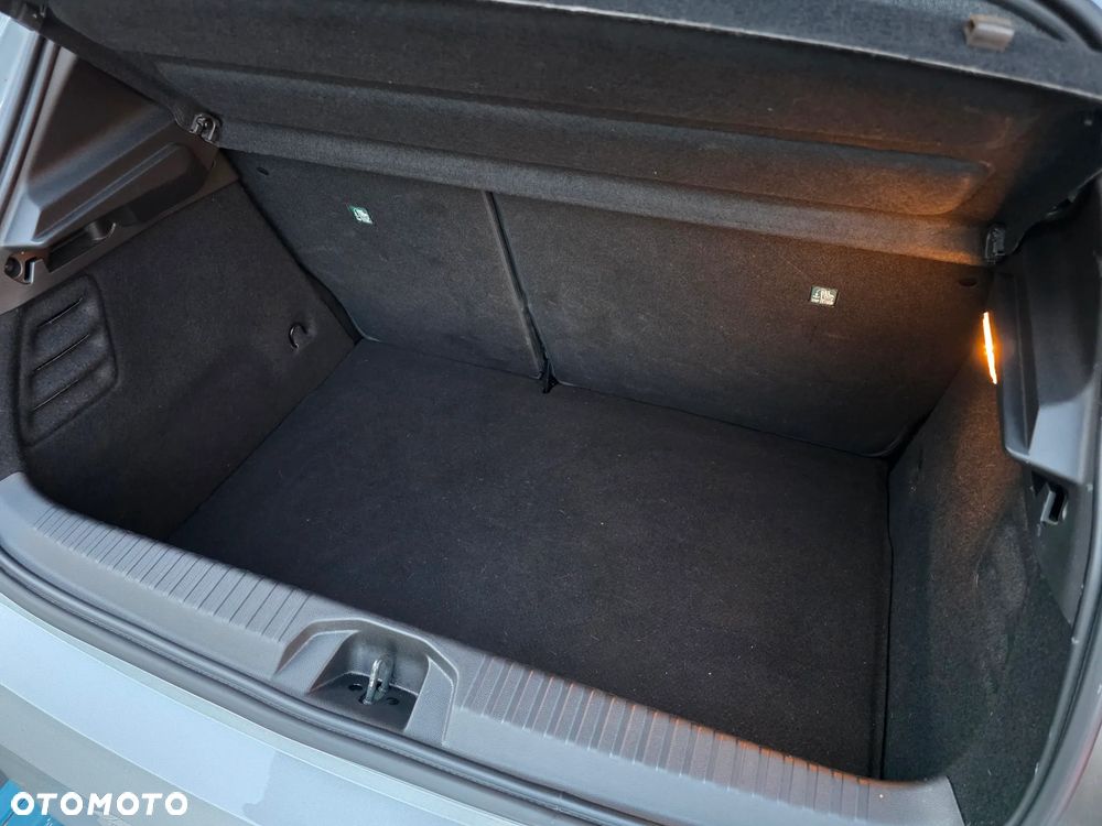 Renault Clio - 30