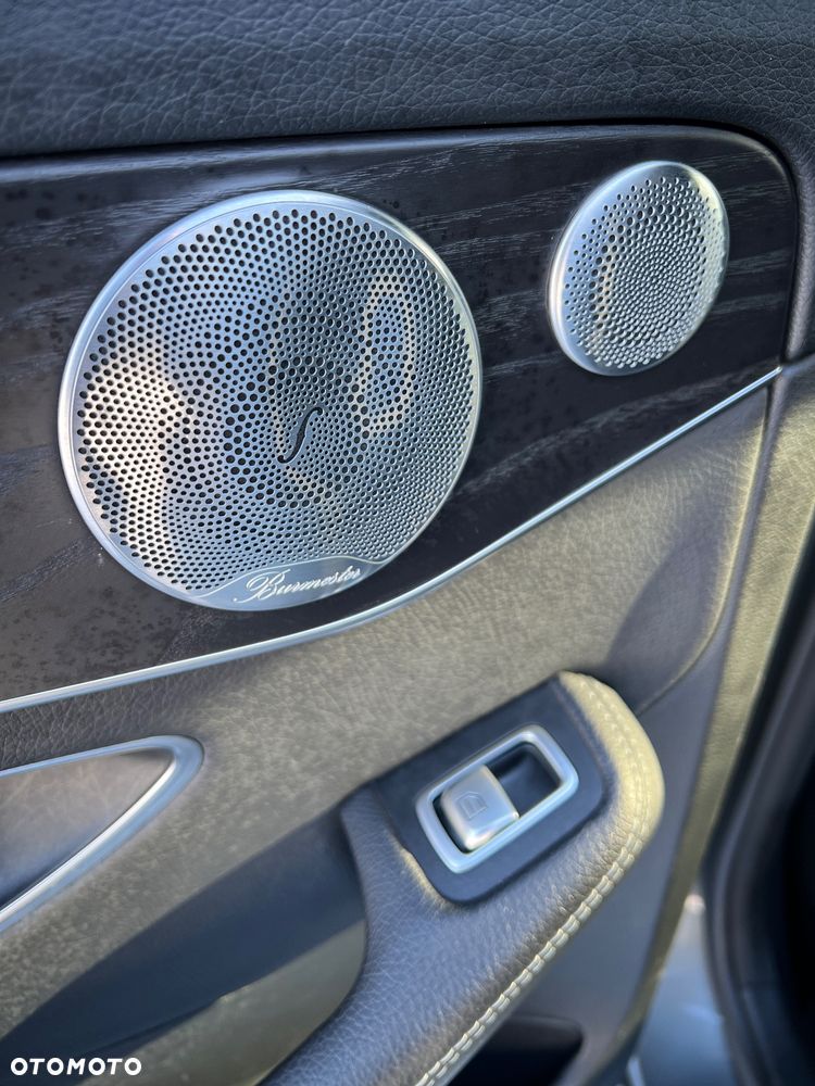 Mercedes-Benz Klasa C 200 4Matic 9G-TRONIC Edition 19 - 35