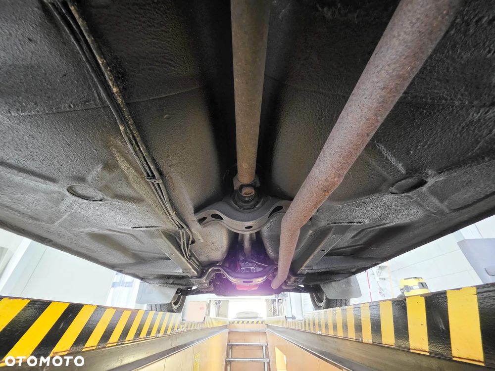 Volvo Seria 200 - 23