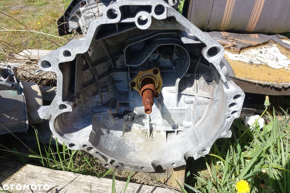 SKRZYNIA BIEGÓW PASSAT B5 A4 B5 1.9TDI DUK 115KM - 2