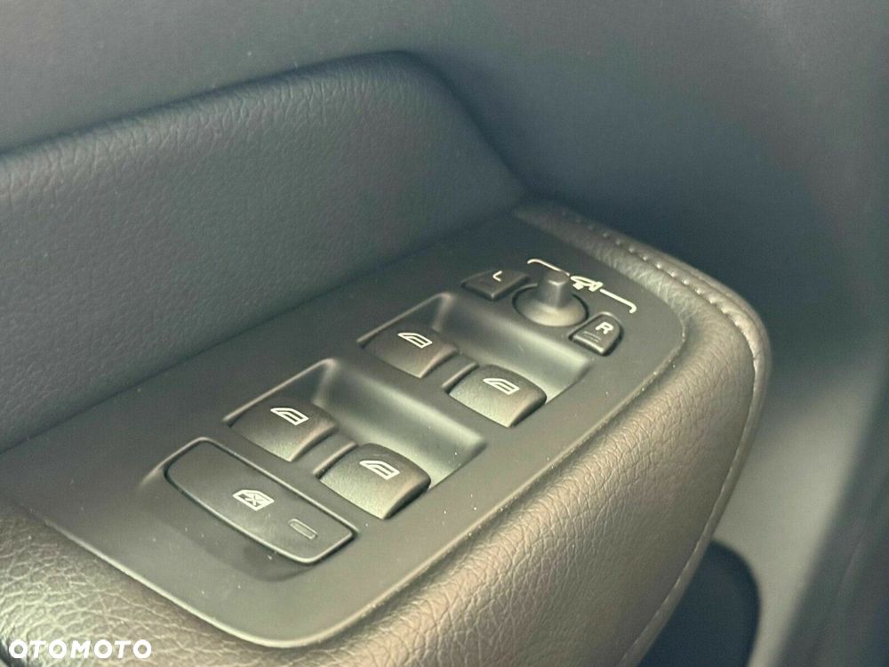 Volvo XC 60 - 28