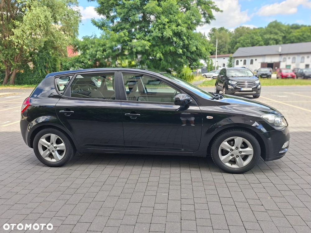 Kia Ceed 1.4 Comfort + - 3