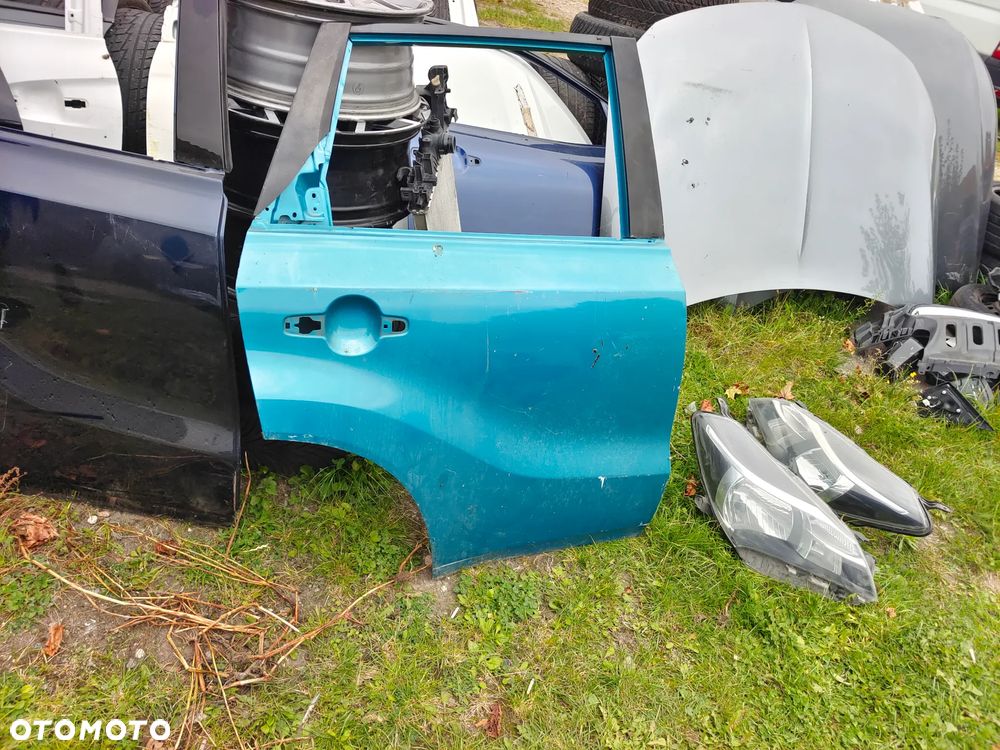 SUZUKI VITARA III - drzwi prawe tył tylne