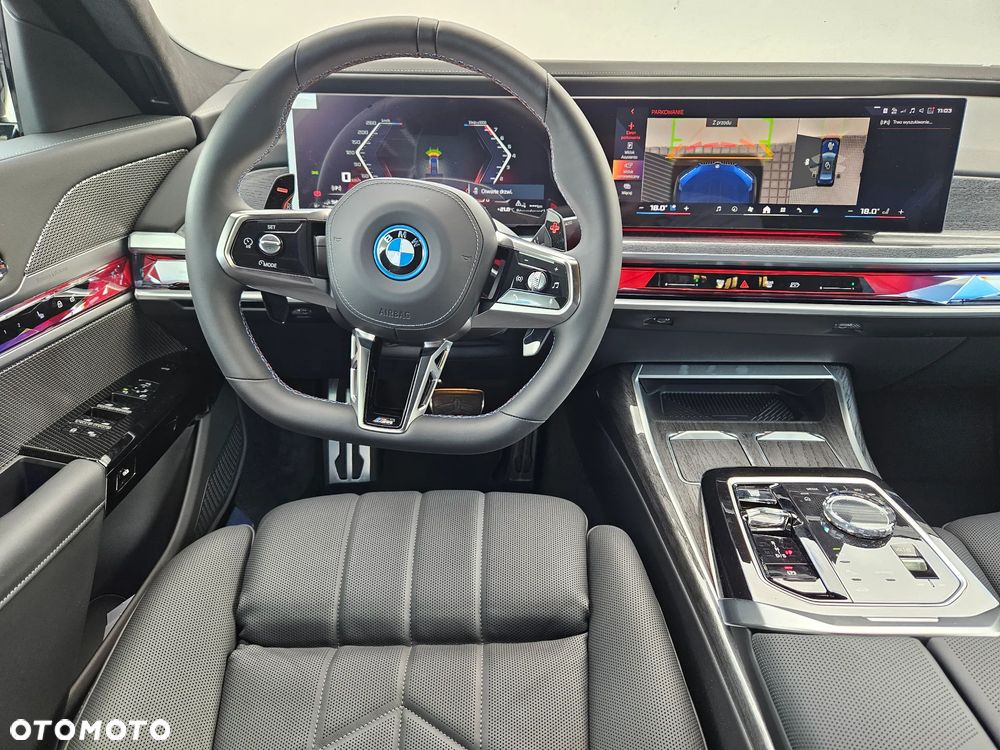 BMW Seria 7 M760e PHEV xDrive sport - 18