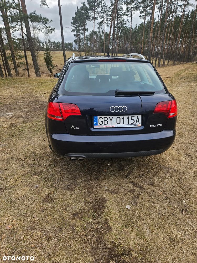 Audi A4 Avant 2.0 TDI DPF - 2