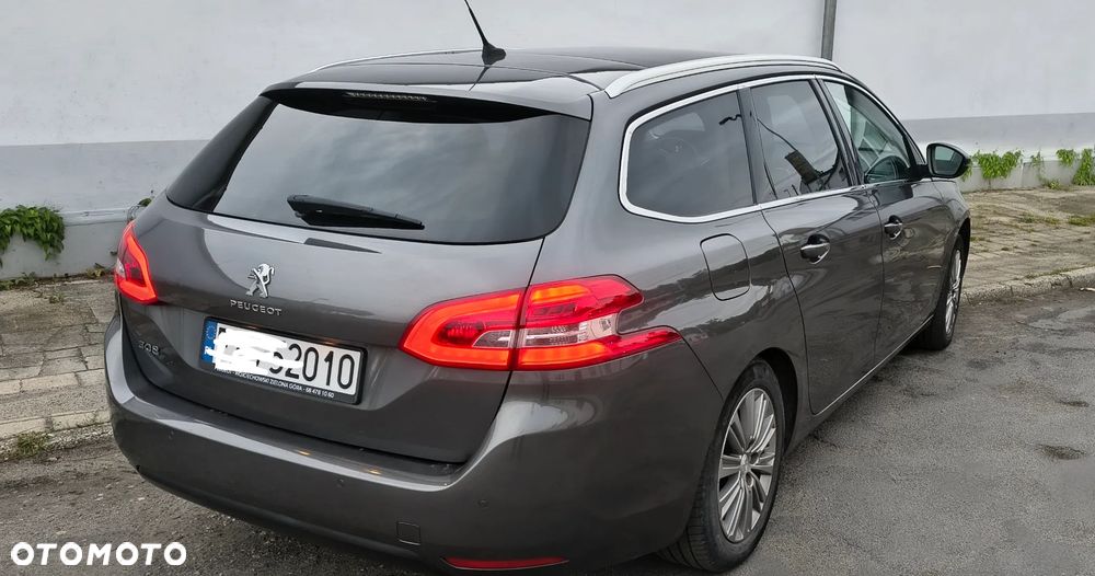 Peugeot 308 1.2 PureTech Allure S&S - 4