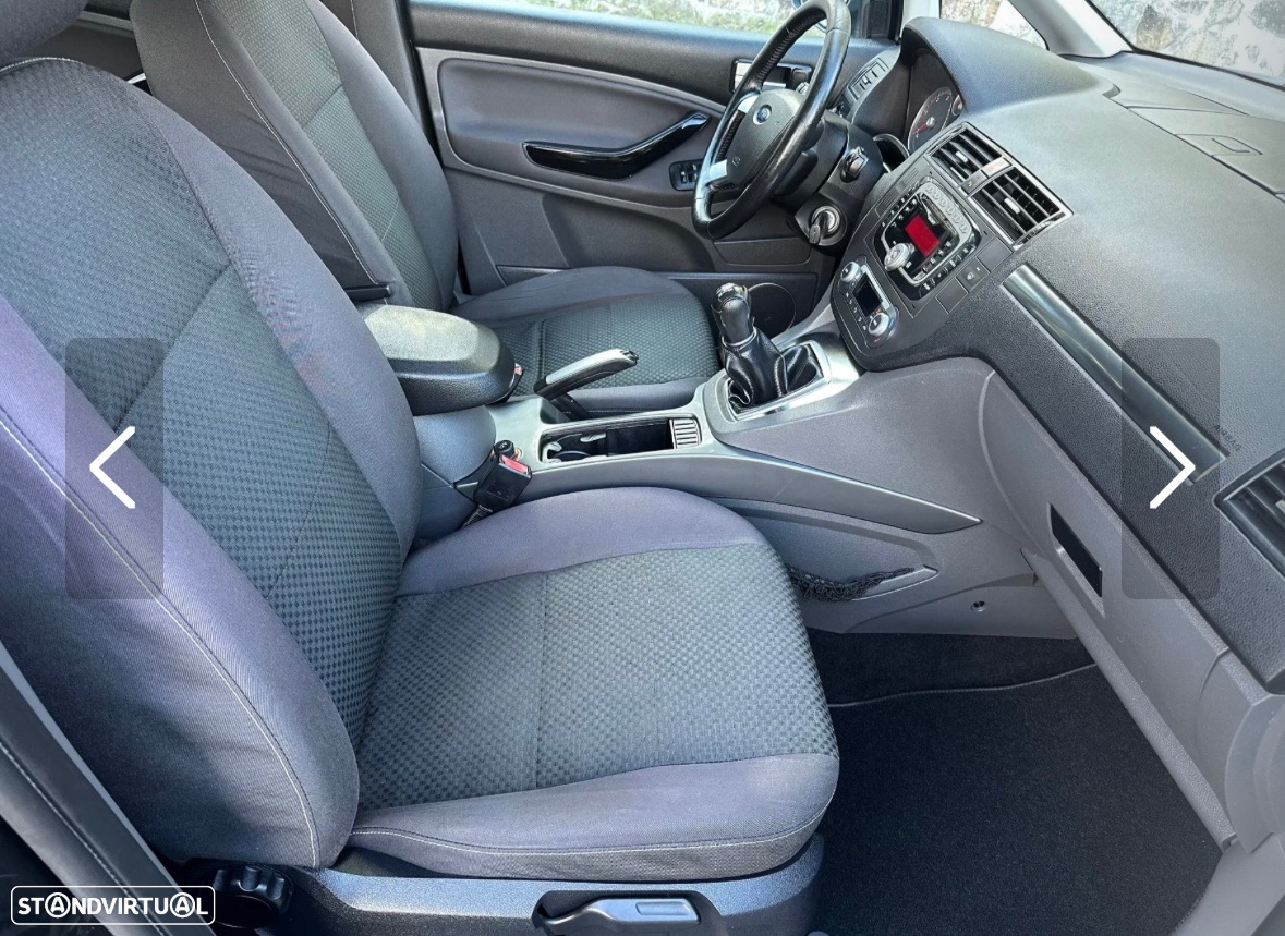 Ford C-Max 1.6 TDCi Titanium - 27
