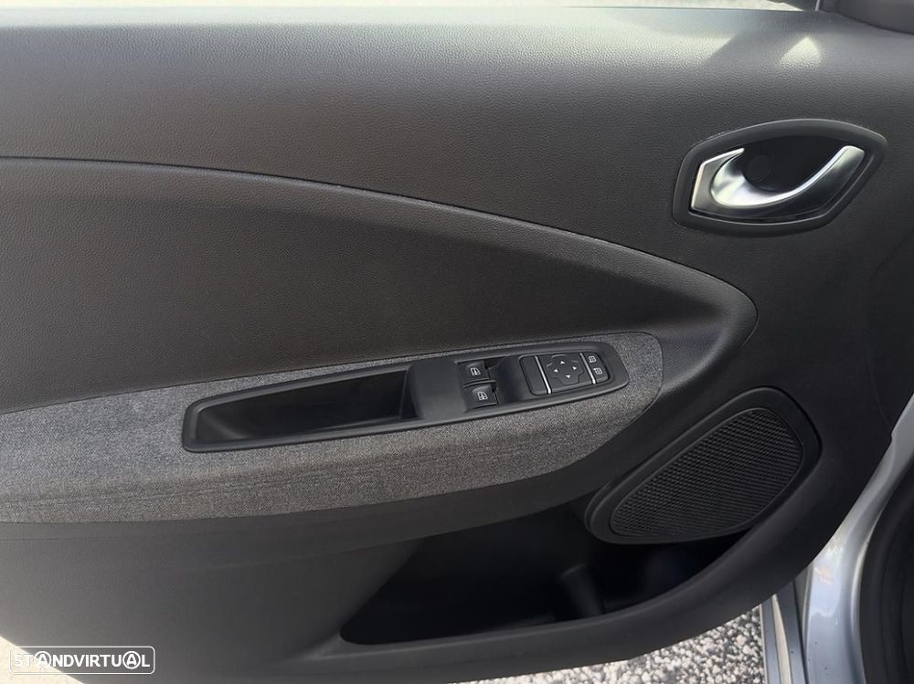 Renault Zoe (c/ Bateria) EV50 110hp Evolution - 14