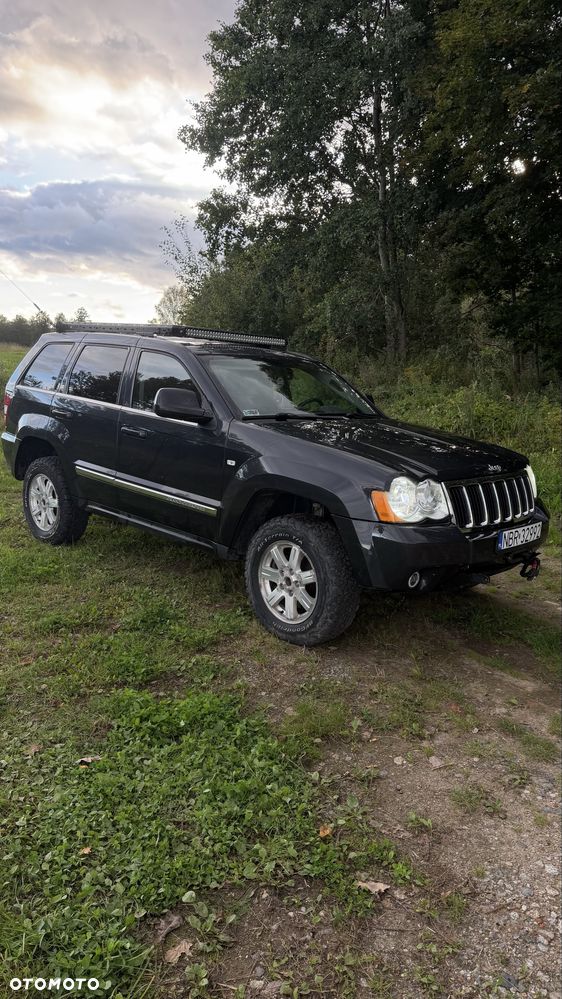 Jeep Grand Cherokee - 1