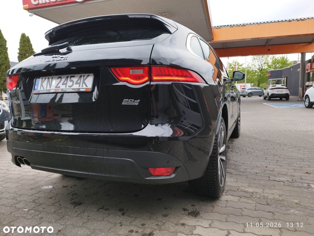 Jaguar F-Pace 20d AWD Prestige - 6