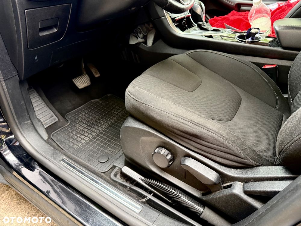 Ford S-Max 2.0 TDCi Titanium PowerShift - 16