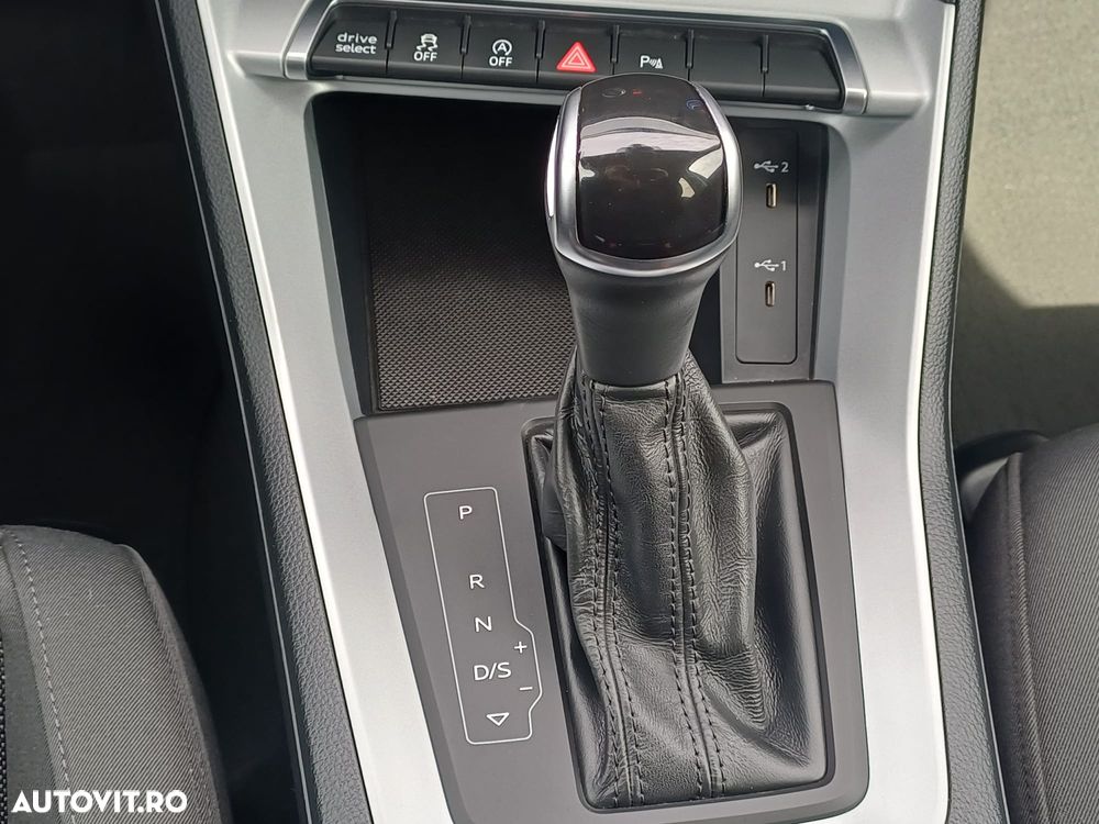 Audi Q3 2.0 40 TFSI S tronic quattro - 27