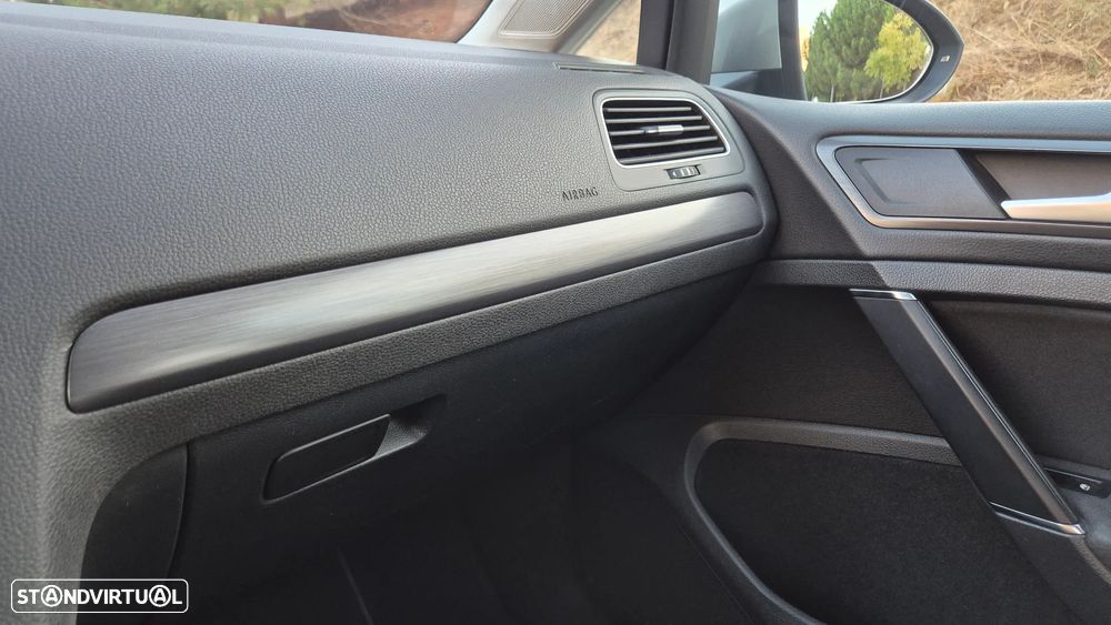 VW Golf Variant 1.6 TDi Confortline - 20