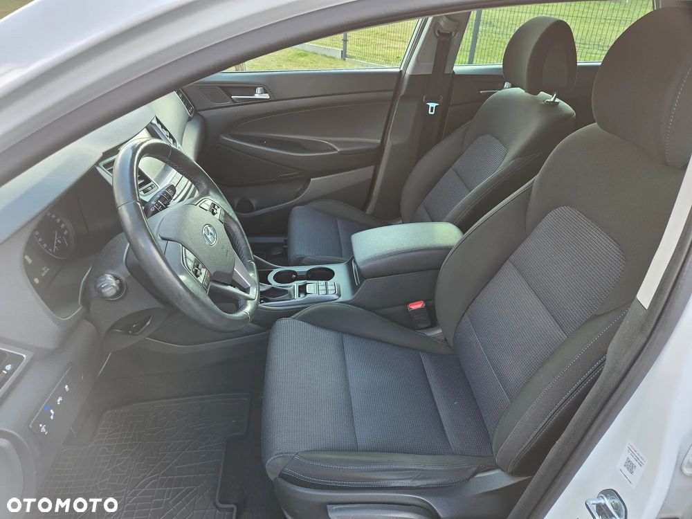 Hyundai Tucson 2.0 CRDI 4WD Automatik Premium - 16