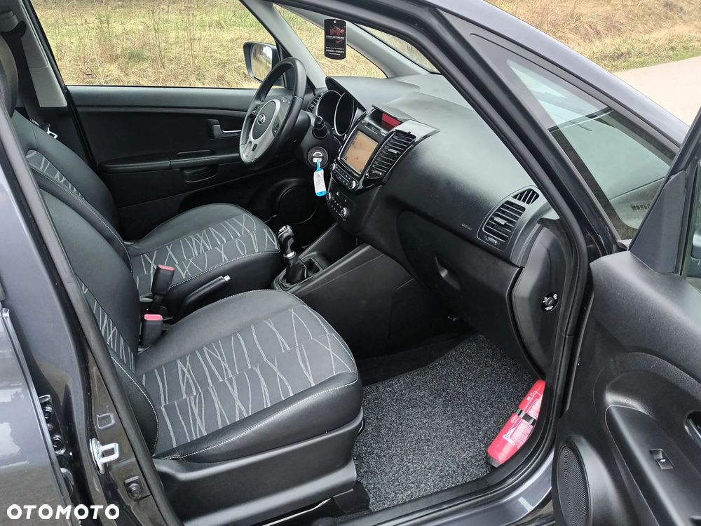 Kia Venga 1.4 CVVT Attract - 20