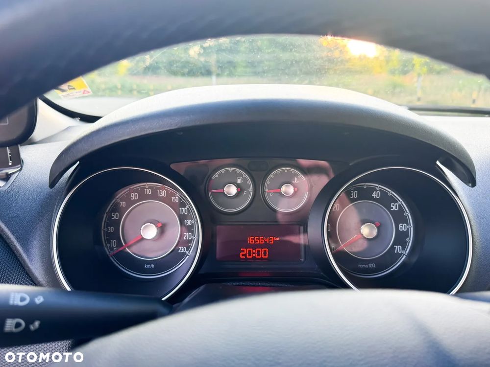 Fiat Punto 1.4 Easy S&S - 14