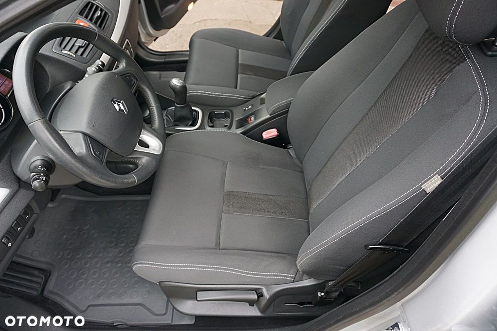 Renault Megane 1.6 16V Generation - 19