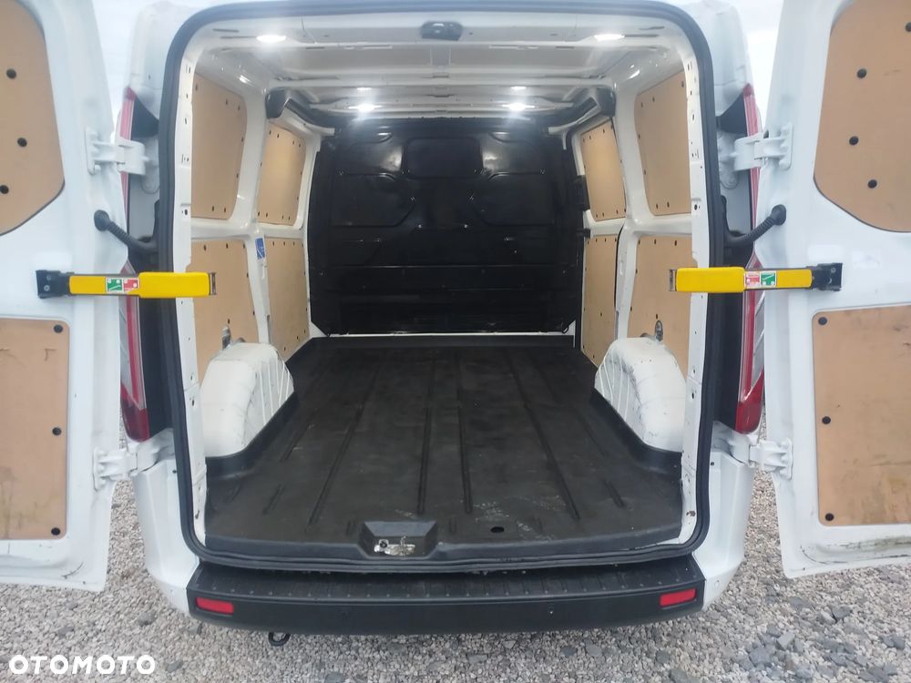 Ford Transit Custom - 22