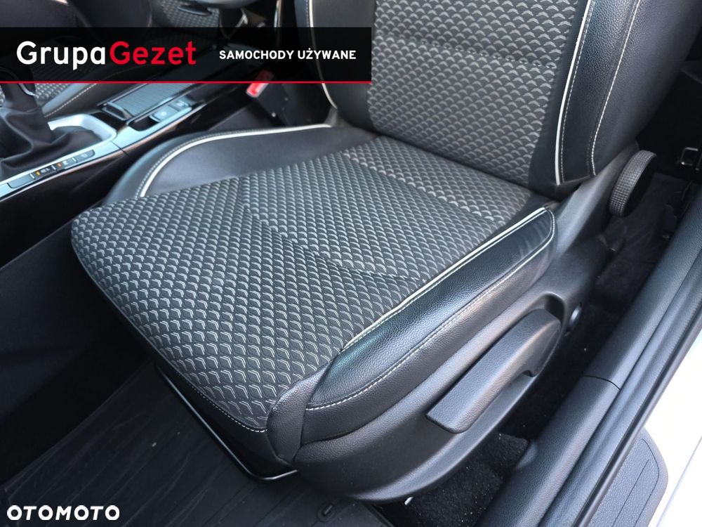 Kia Ceed 1.5 T-GDI Business Line - 12
