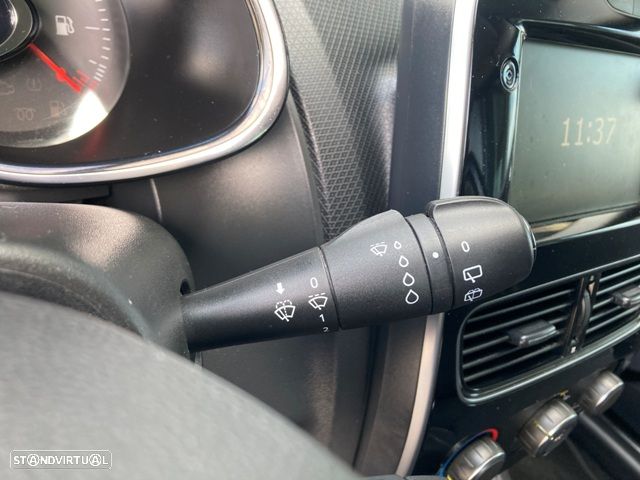 Renault Clio 0.9 TCe Limited Bi-Fuel - 17