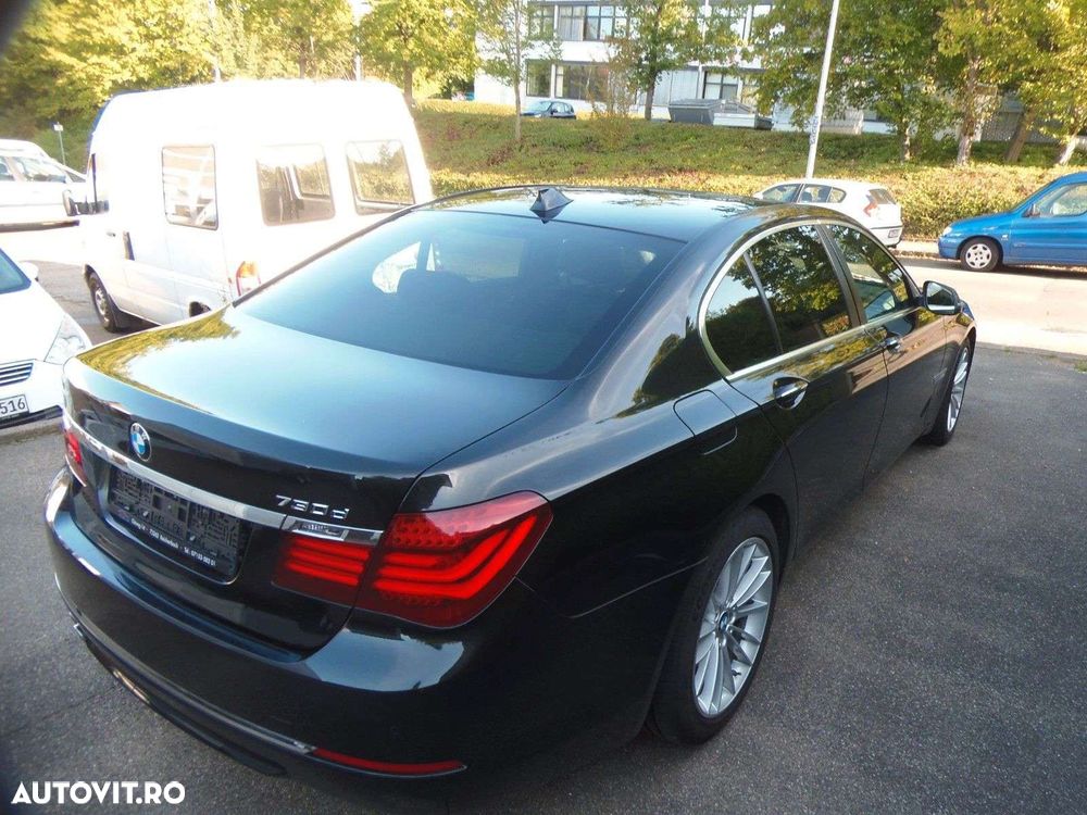 BMW Seria 7 730d xDrive - 33