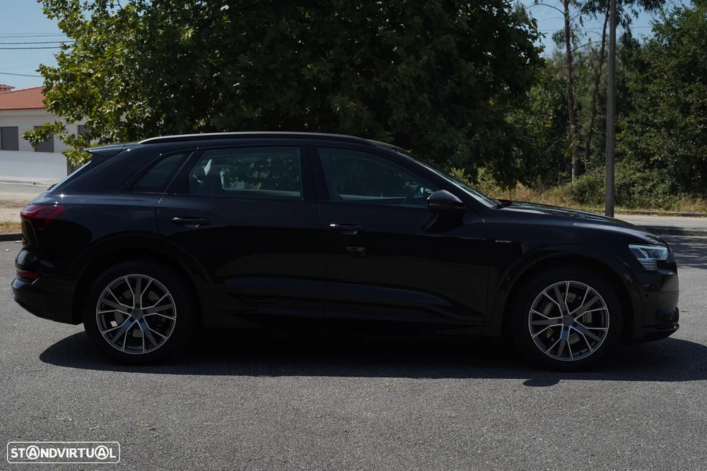 Audi e-tron - 5