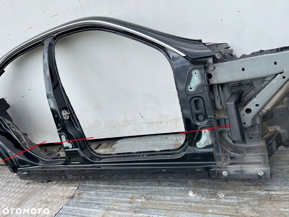 Prog prawy poszycie progu prawe Mercedes W204 SEDAN 040U C040 czarny ORG - 1