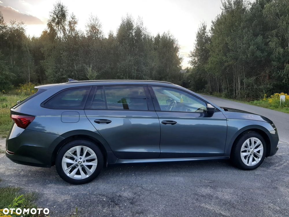 Skoda Octavia 2.0 TDI Ambition DSG - 1