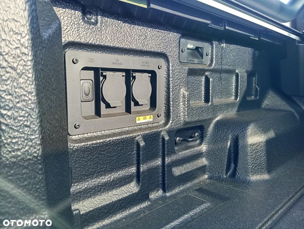 Volkswagen Amarok - 13