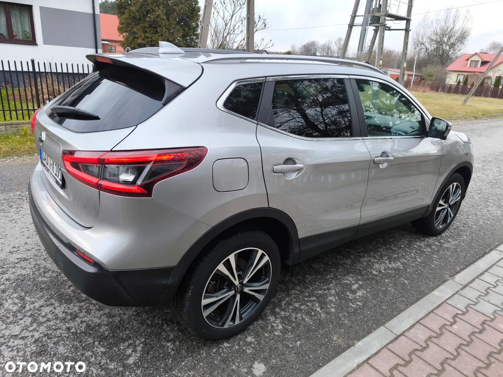 Nissan Qashqai 1.3 DIG-T TEKNA - 27