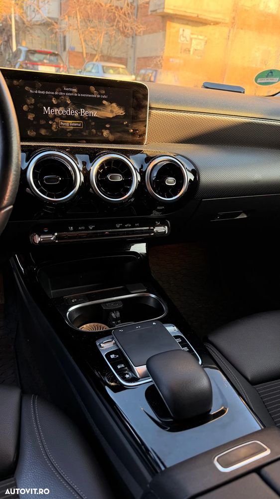 Mercedes-Benz A 200 7G-DCT - 4