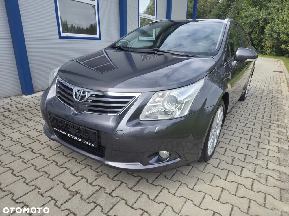 Toyota Avensis 2.0 Executive - 7