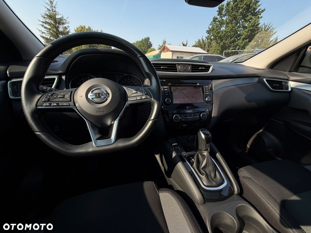 Nissan Qashqai 1.3 DIG-T DCT N-CONNECTA - 31