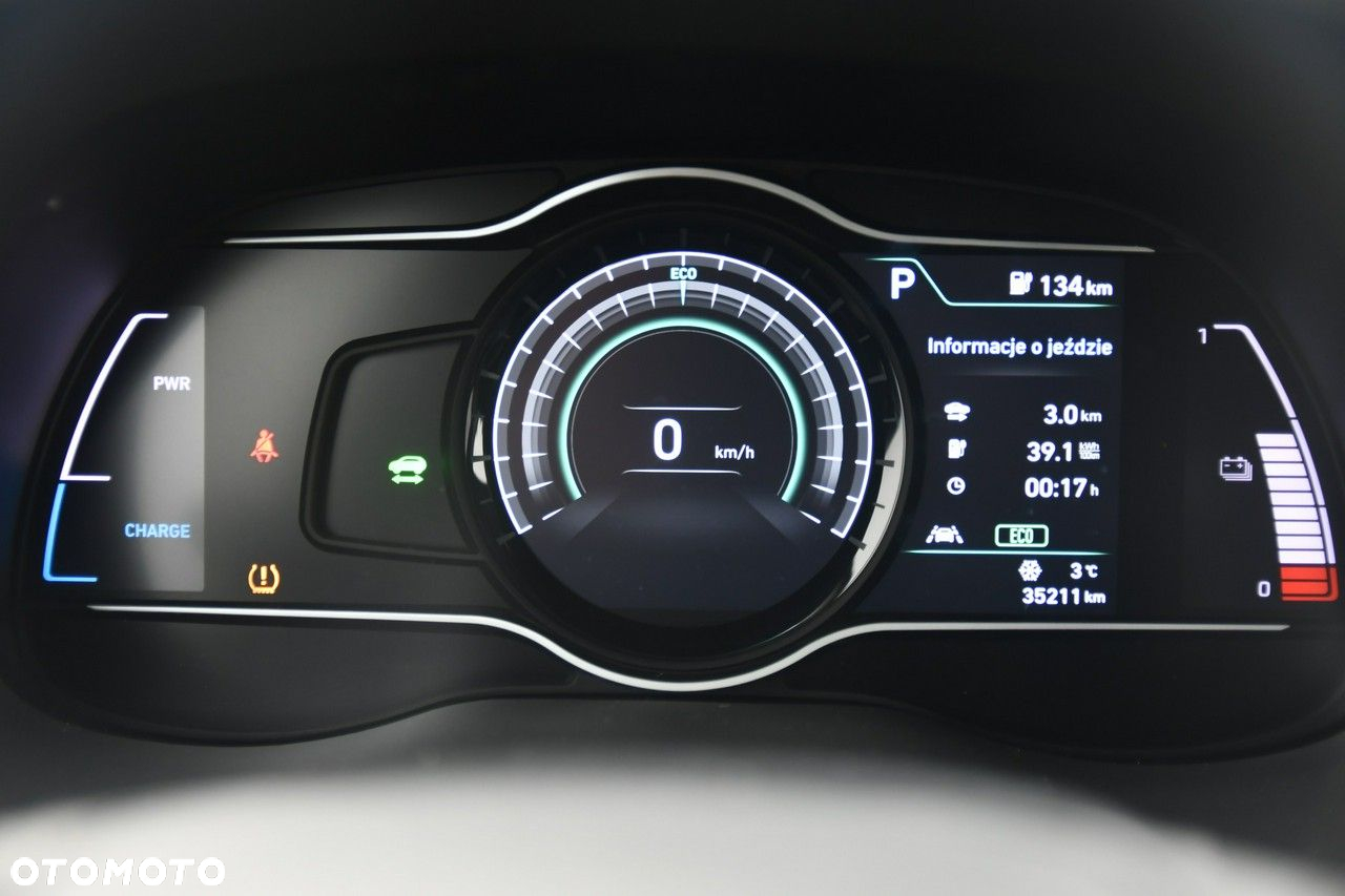 Hyundai Kona - 38