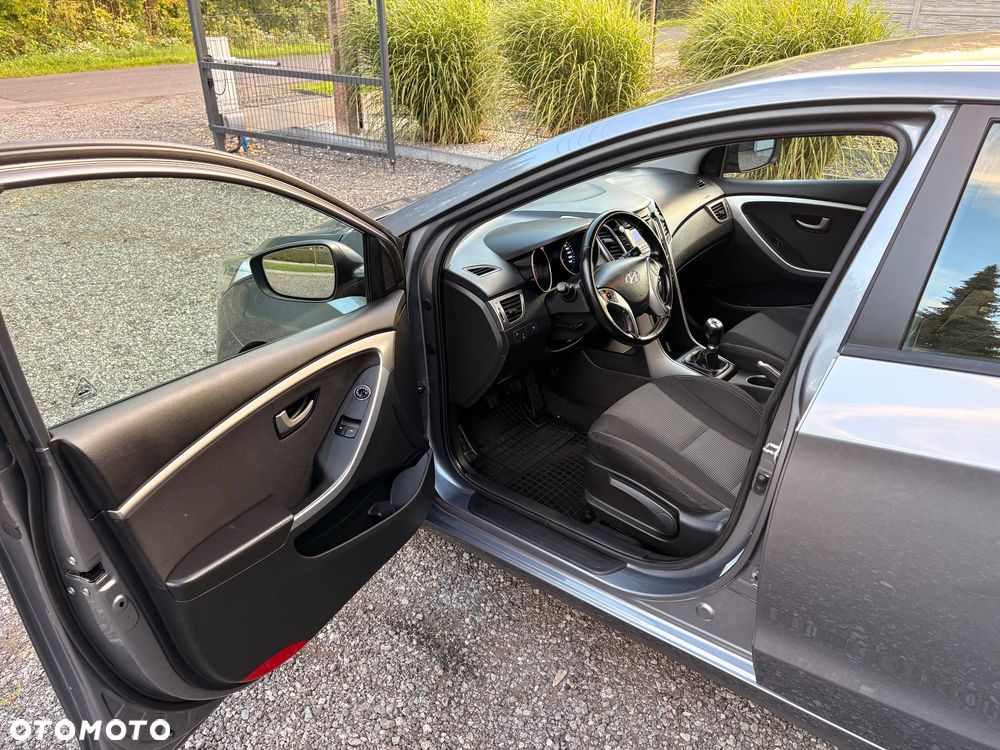 Hyundai i30 1.4 Premium - 14