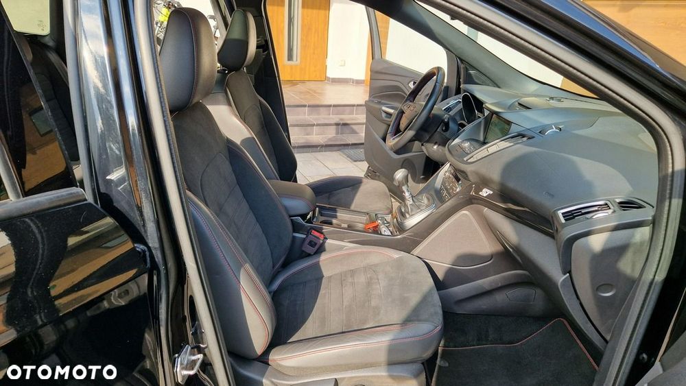 Ford Kuga - 19