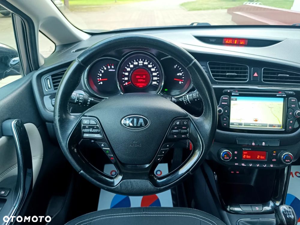 Kia Ceed 1.6 CRDi XL - 30