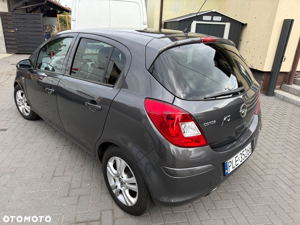 Opel Corsa 1.4 16V 150 Jahre - 6