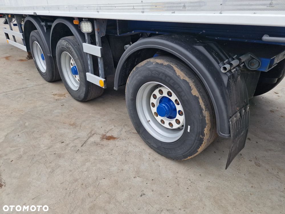 Knapen Ruchoma podłoga 65m3 2011 rok AGRO - 9