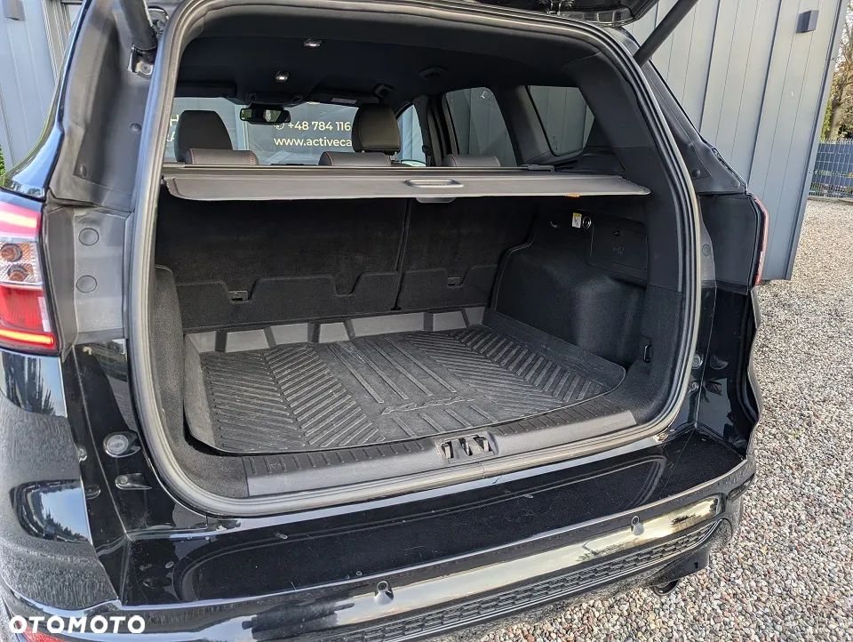 Ford Kuga 2.0 TDCi 4x4 ST-Line - 32