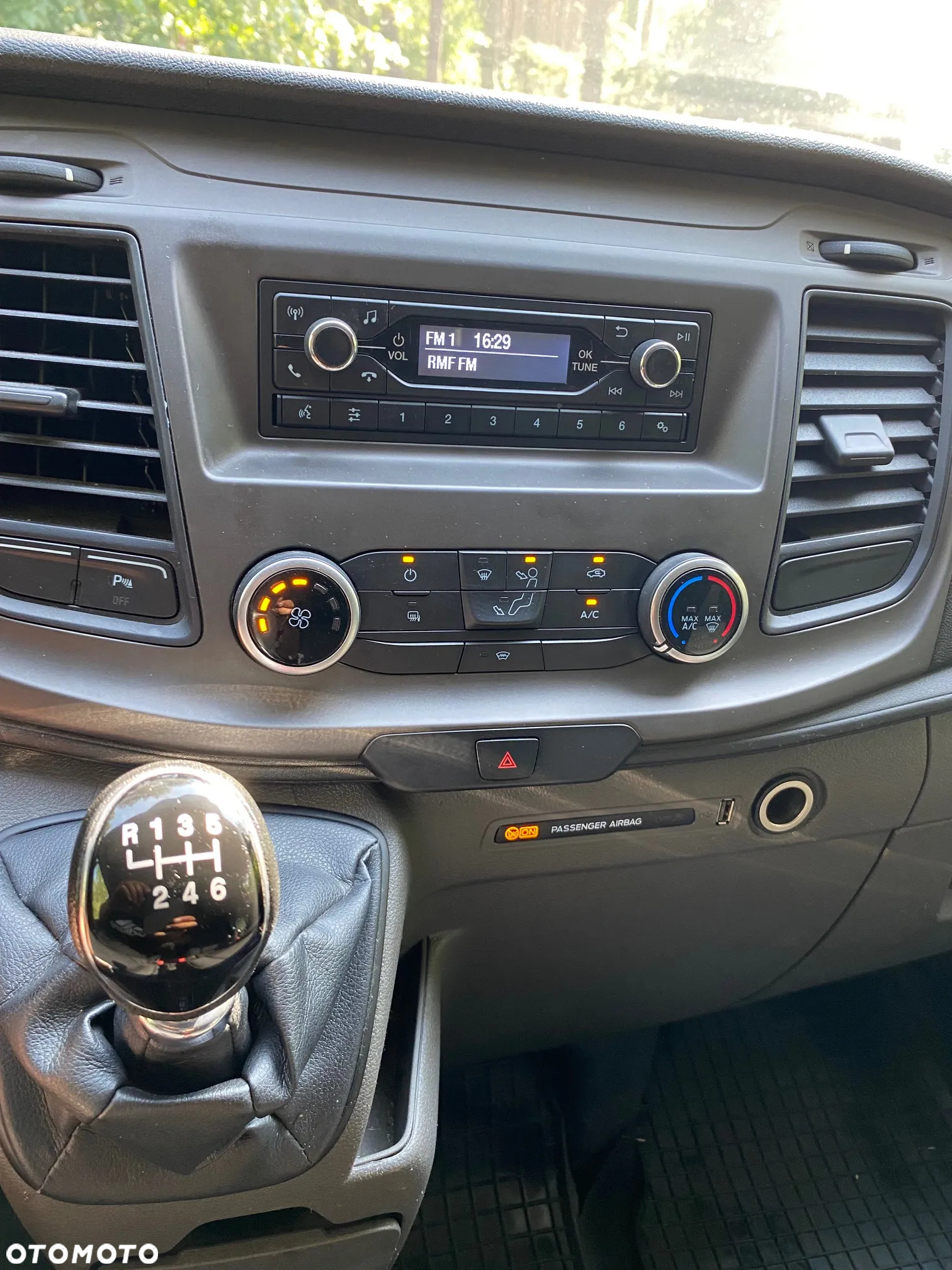 Ford TRANSIT CUSTOM - 27