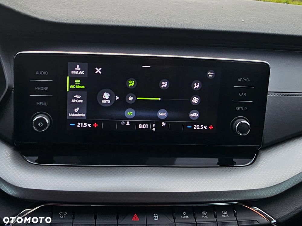 Skoda Octavia ver-1-0-tsi-e--tec-ambition-dsg - 24