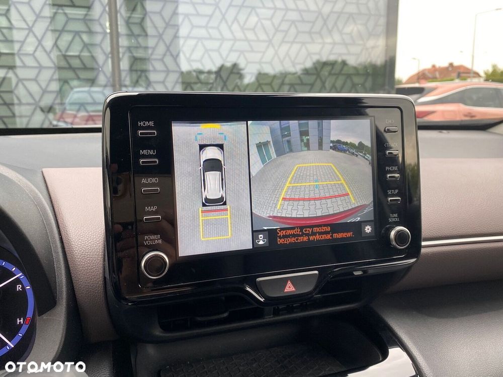 Toyota Yaris Cross Hybrid 1.5 Executive - 19