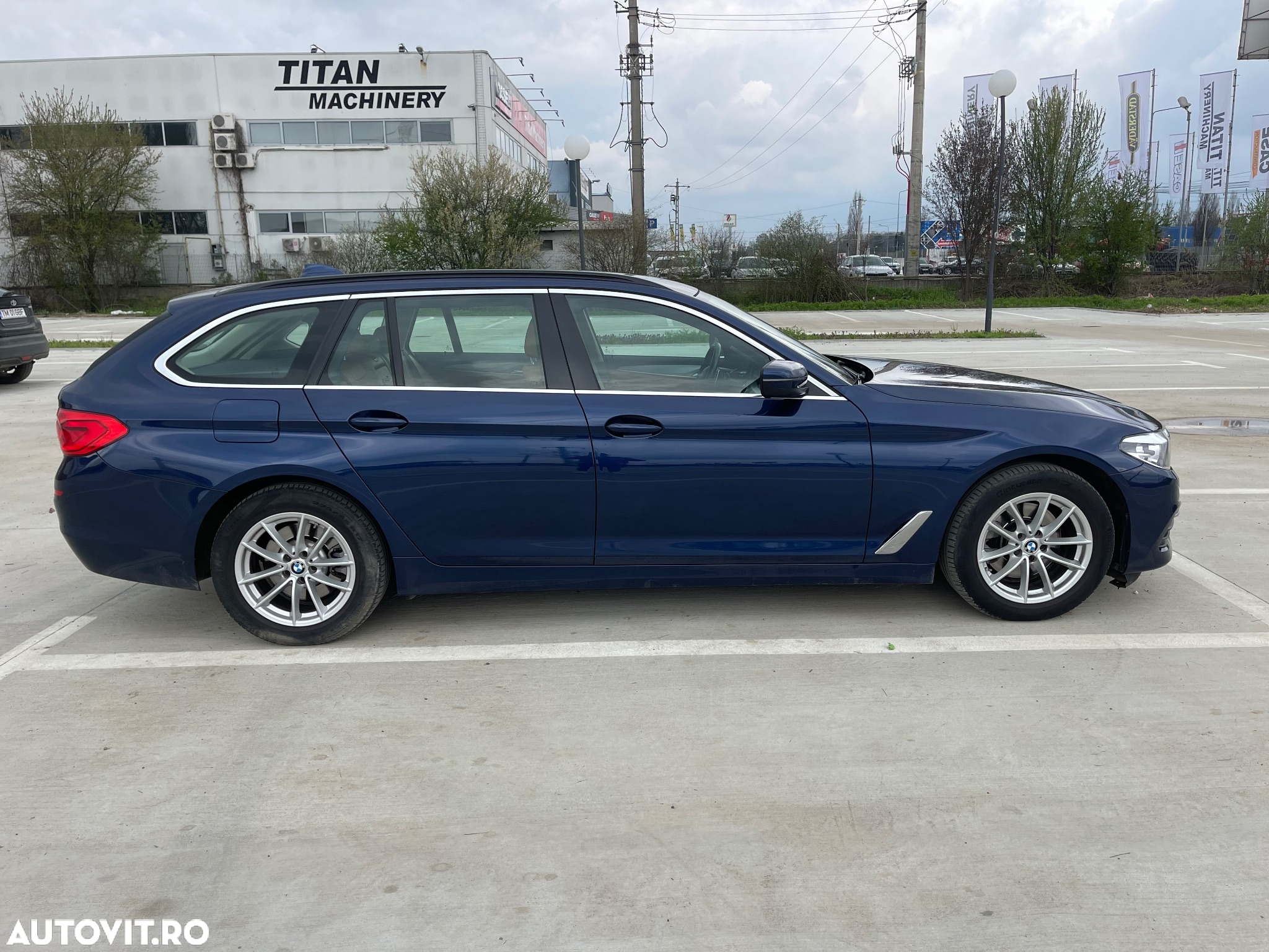 BMW Seria 5 520d Touring Aut. - 2