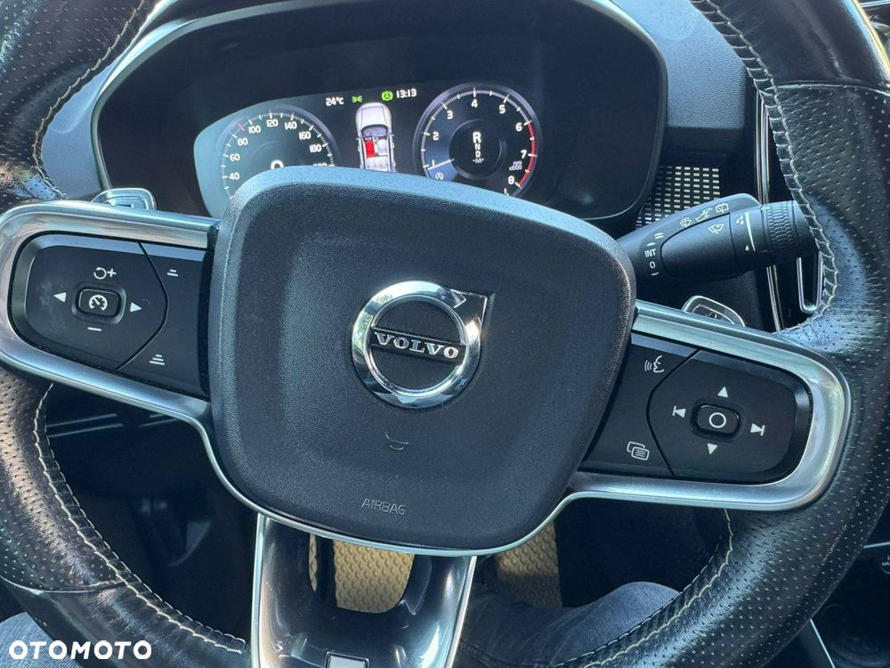 Volvo XC 40 - 12