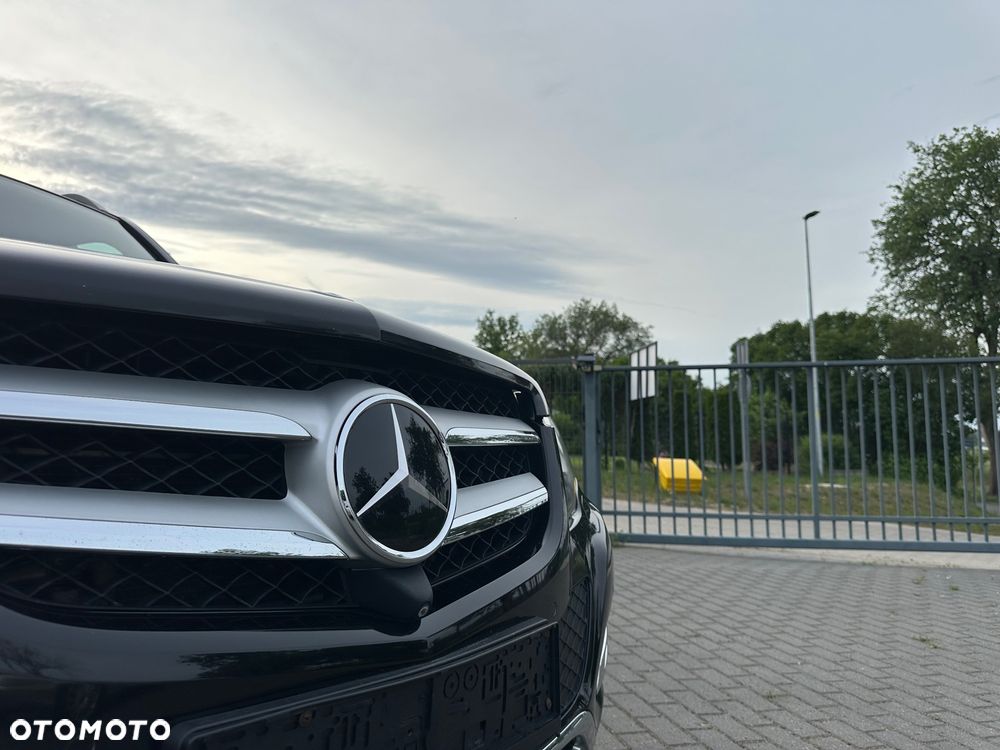 Mercedes-Benz GLK - 19