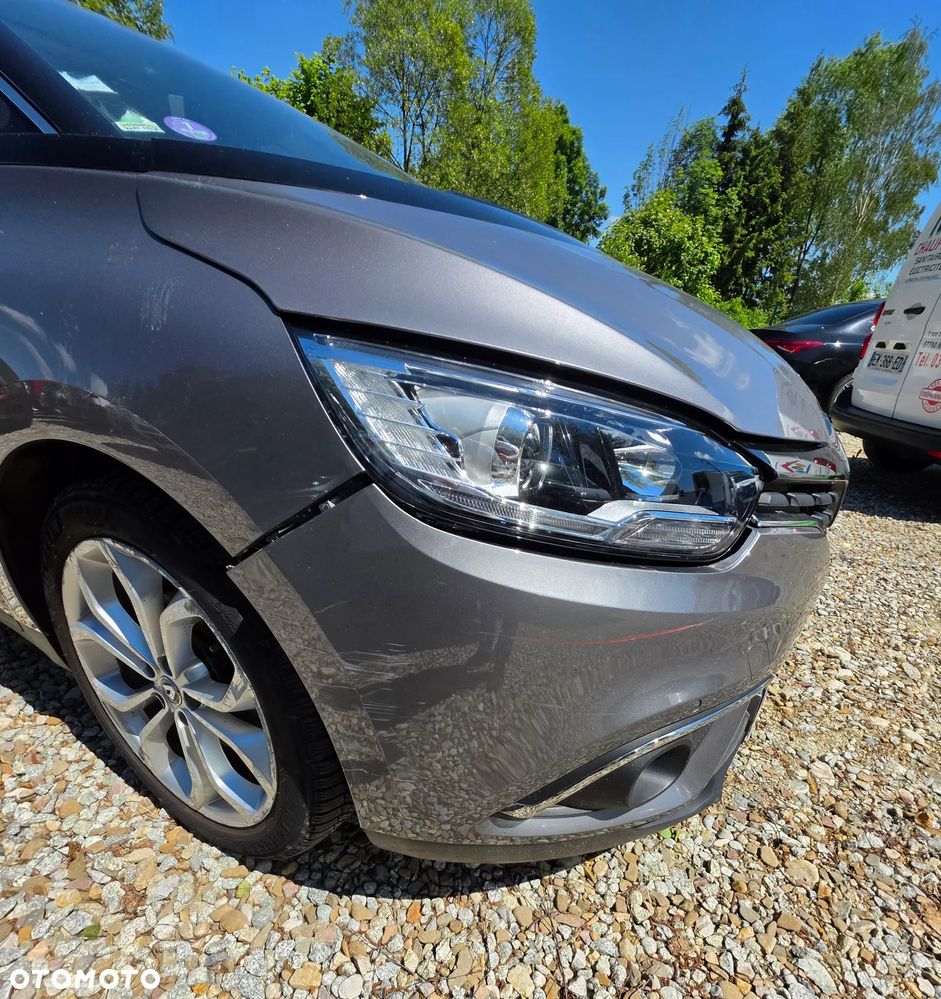Renault Scenic - 23