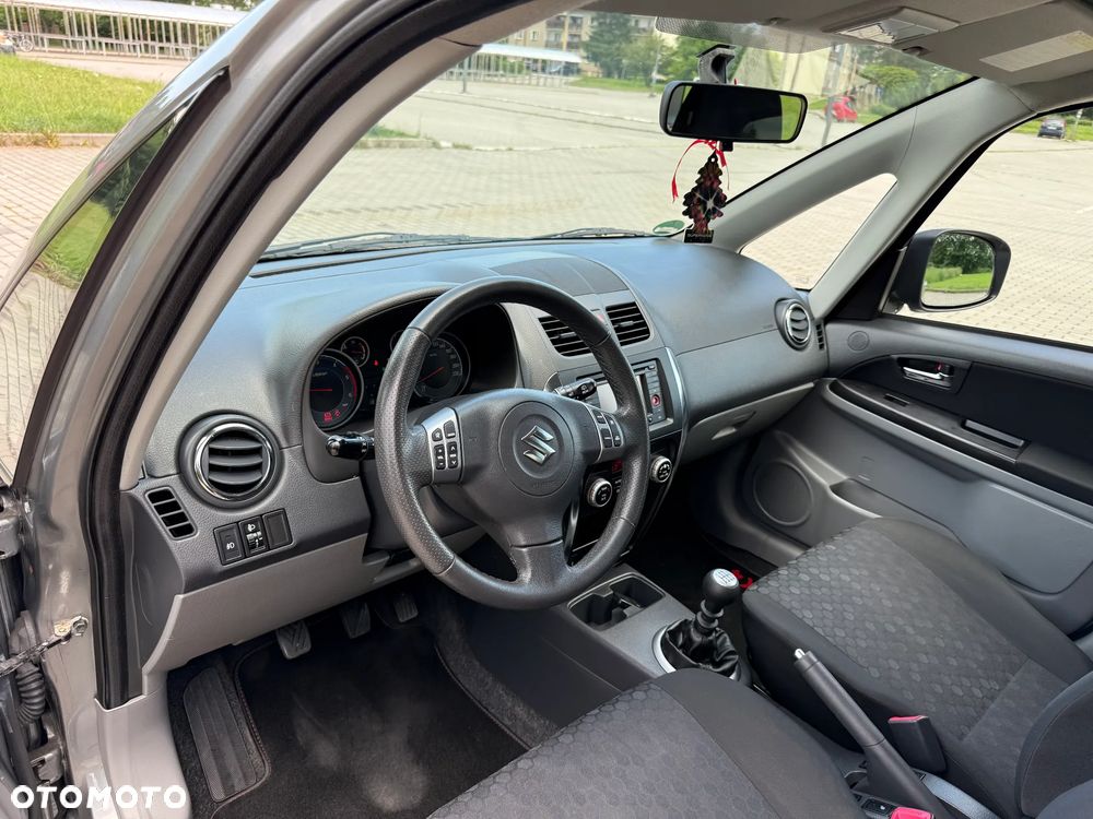 Suzuki SX4 2.0 DDiS 4x4 Comfort - 19