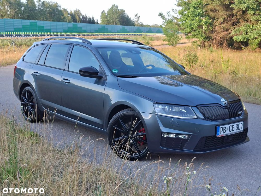 Skoda Octavia 2.0 TDI DSG RS - 3
